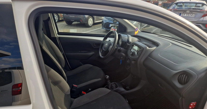 Toyota Aygo cena 35900 przebieg: 103868, rok produkcji 2018 z Nowa Dęba małe 121